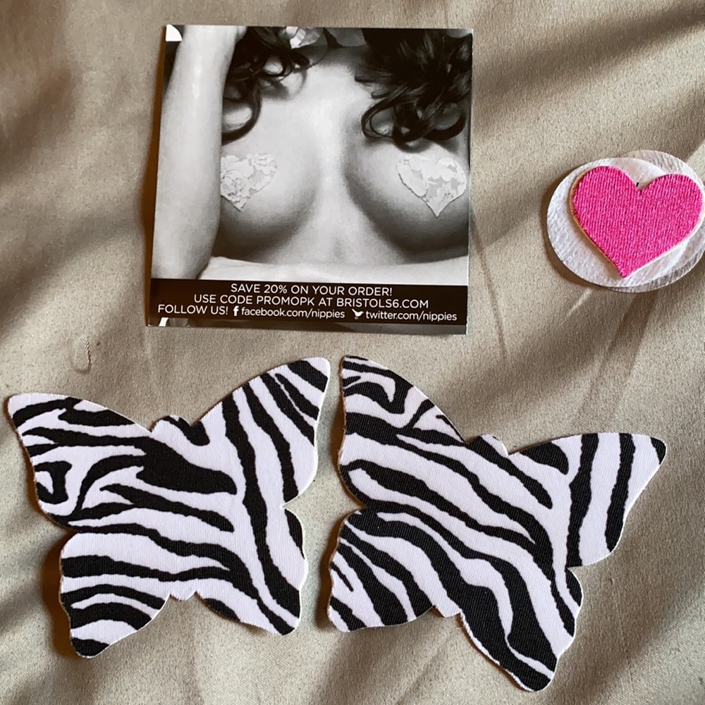♥️ Bristols Six Nippies Pasties Zebra Butterfly’s